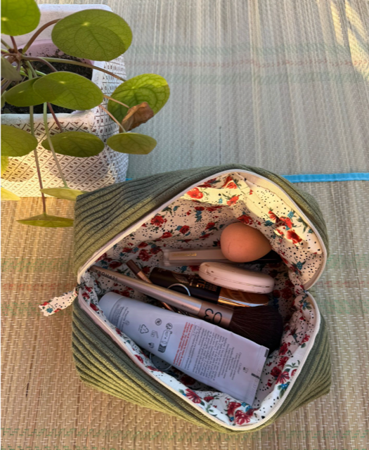 [02-0016] Trousse Velours Kaki M
