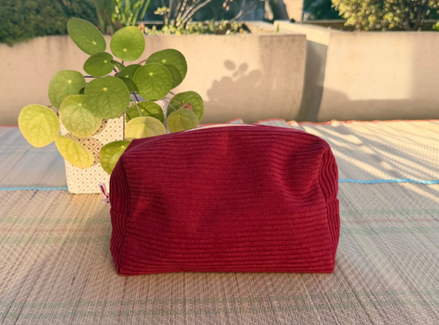 [02-0020] Trousse Velours Bordeaux M