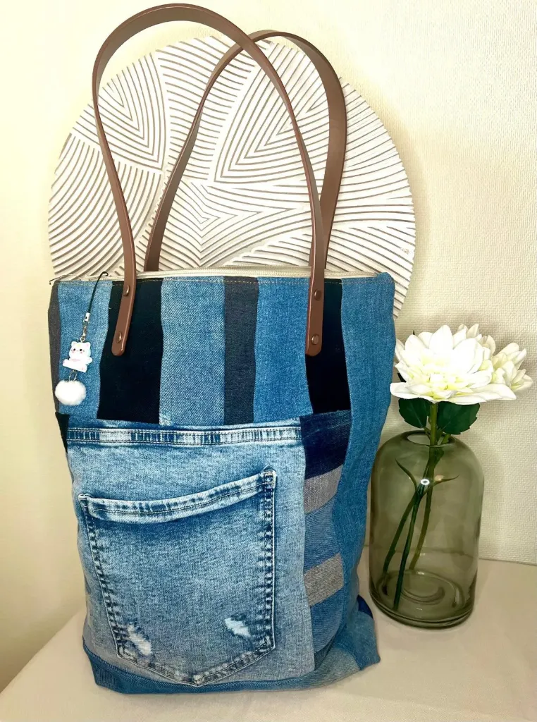 [26-S-0006] Sac Louise